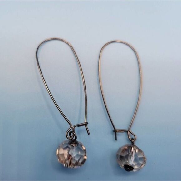 📦 Bead clear dangle oval hoop earrings - Picture 4 of 10